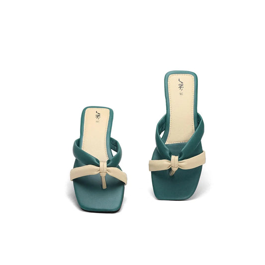 flat sandals,women's sandals,summer sandals,casual sandals,minimalist sandals,modern sandals,designer sandals,stylish sandals,trendy sandals,knotted strap flat sandals for women,